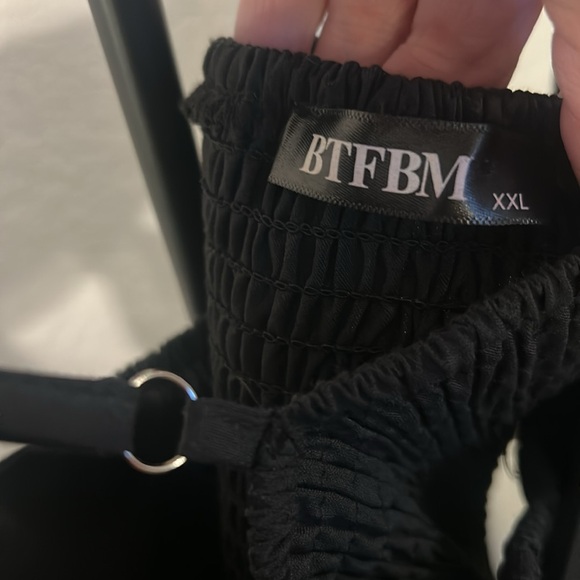 Elegant Black Sleeveless Maxi dress. Size XXL. - Picture 3 of 4